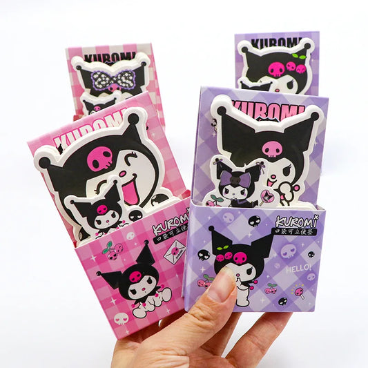 Un set de notas de kuromi al azar
